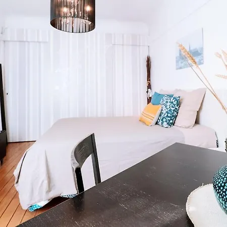 Langeac Apartment *